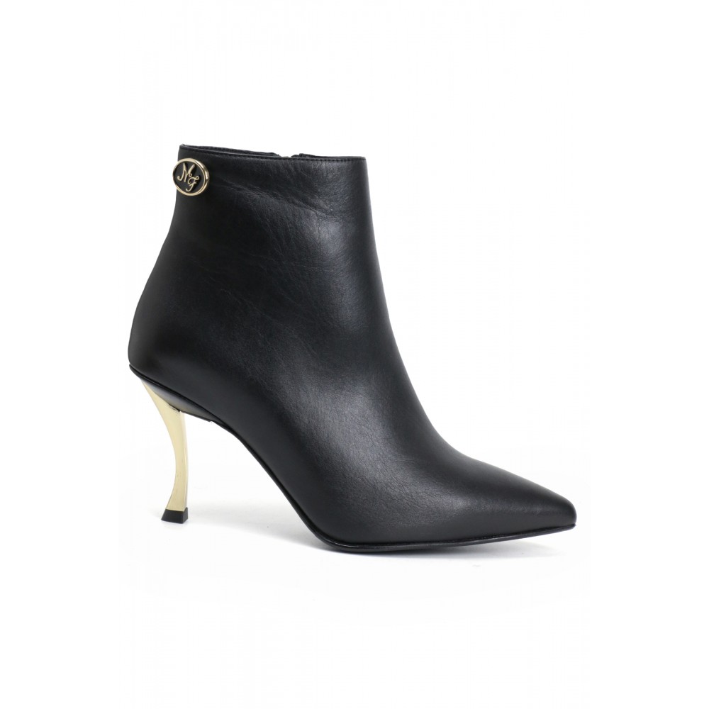 Siyah Topuk Detaylı Kadın Deri Bot
